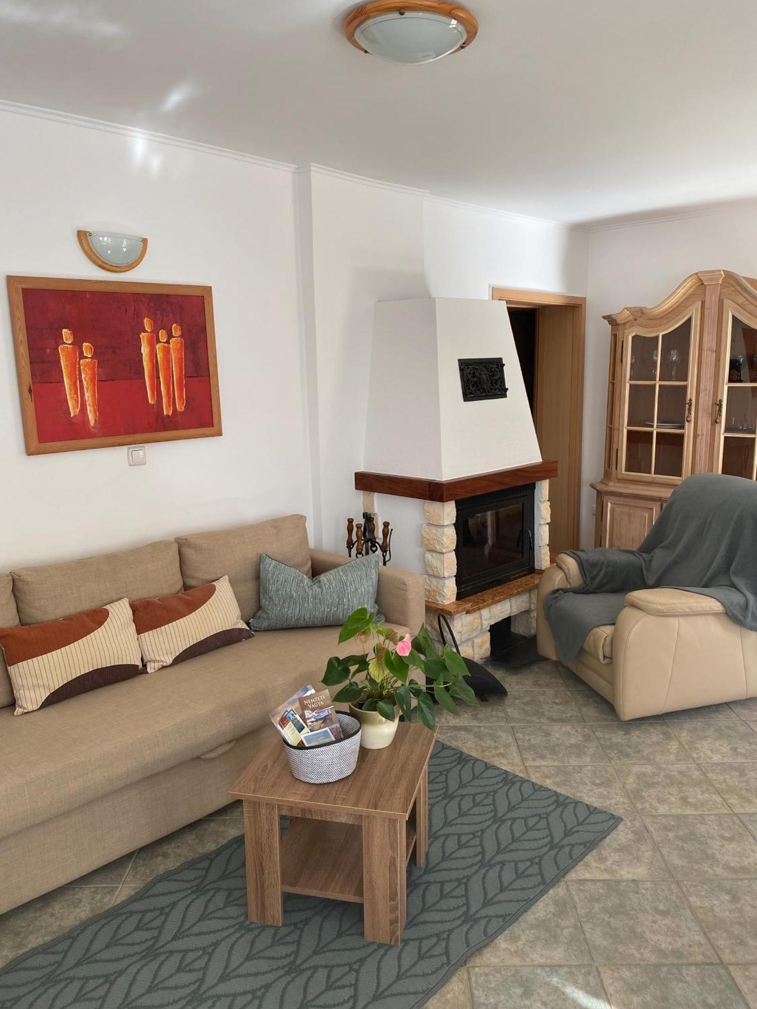 Apartmán Haus Lucia Eger Exteriér fotografie