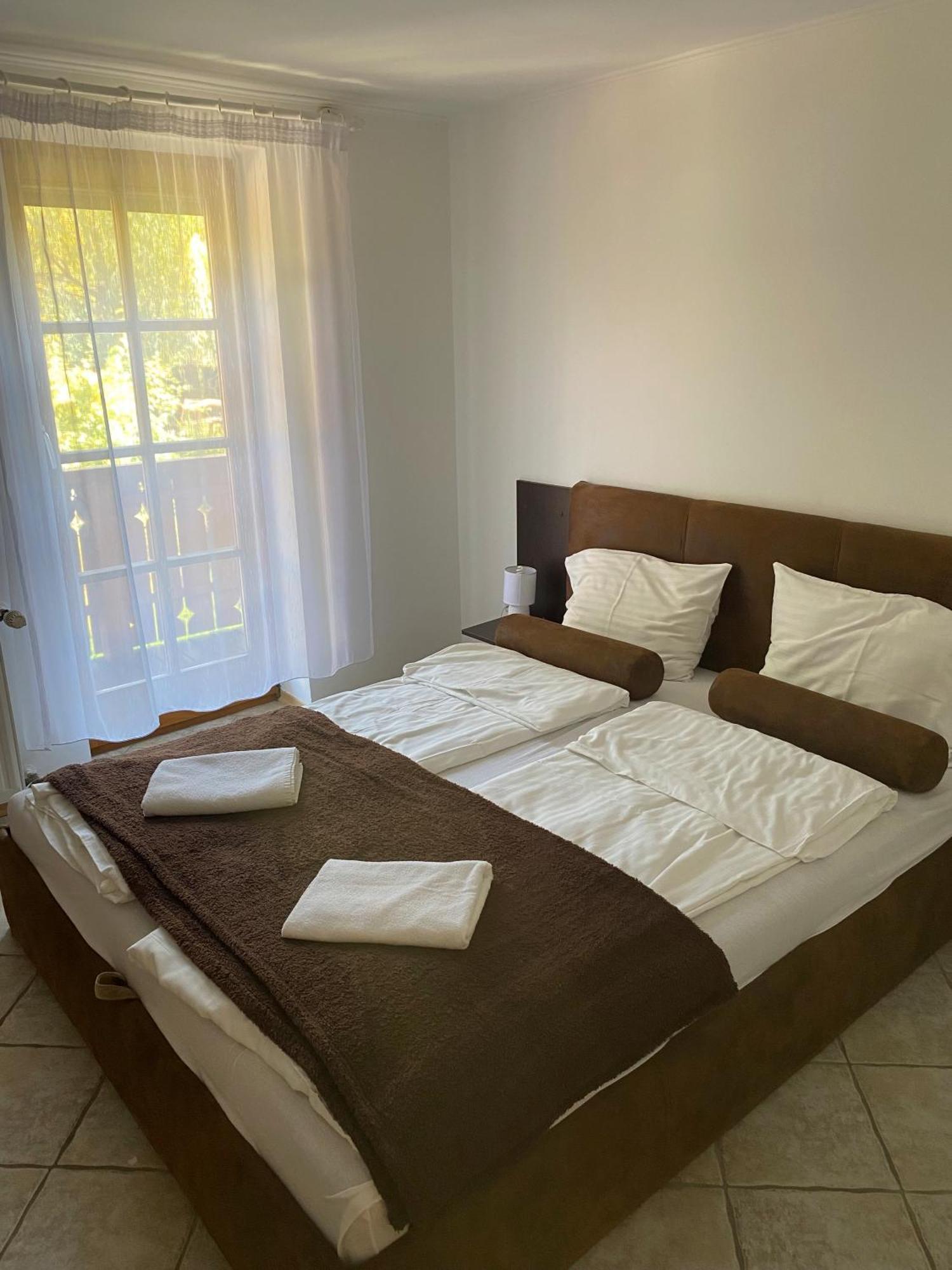 Apartmán Haus Lucia Eger Exteriér fotografie