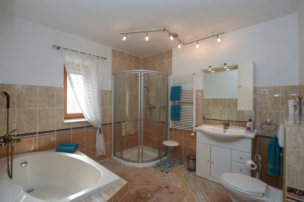Apartmán Haus Lucia Eger Exteriér fotografie